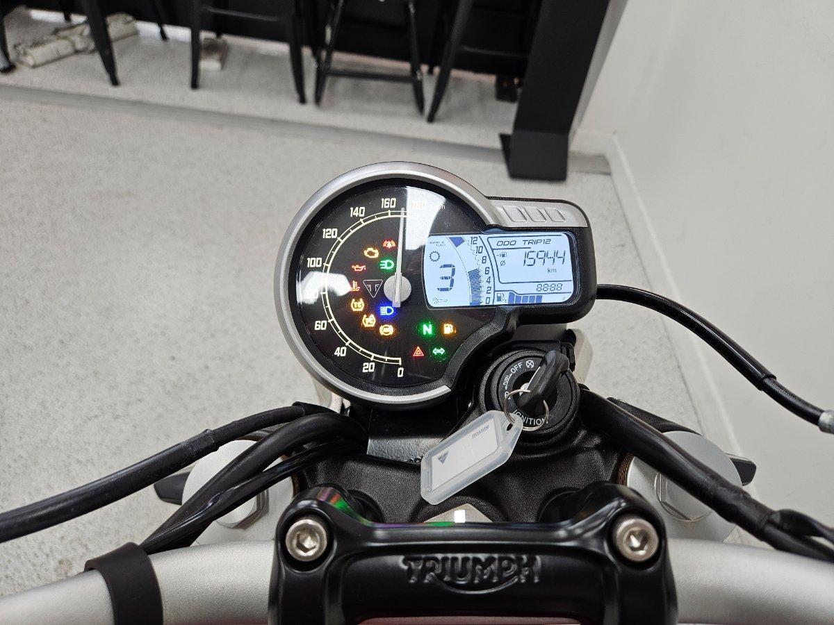 2024 TRIUMPH SPEED 400 ROAD