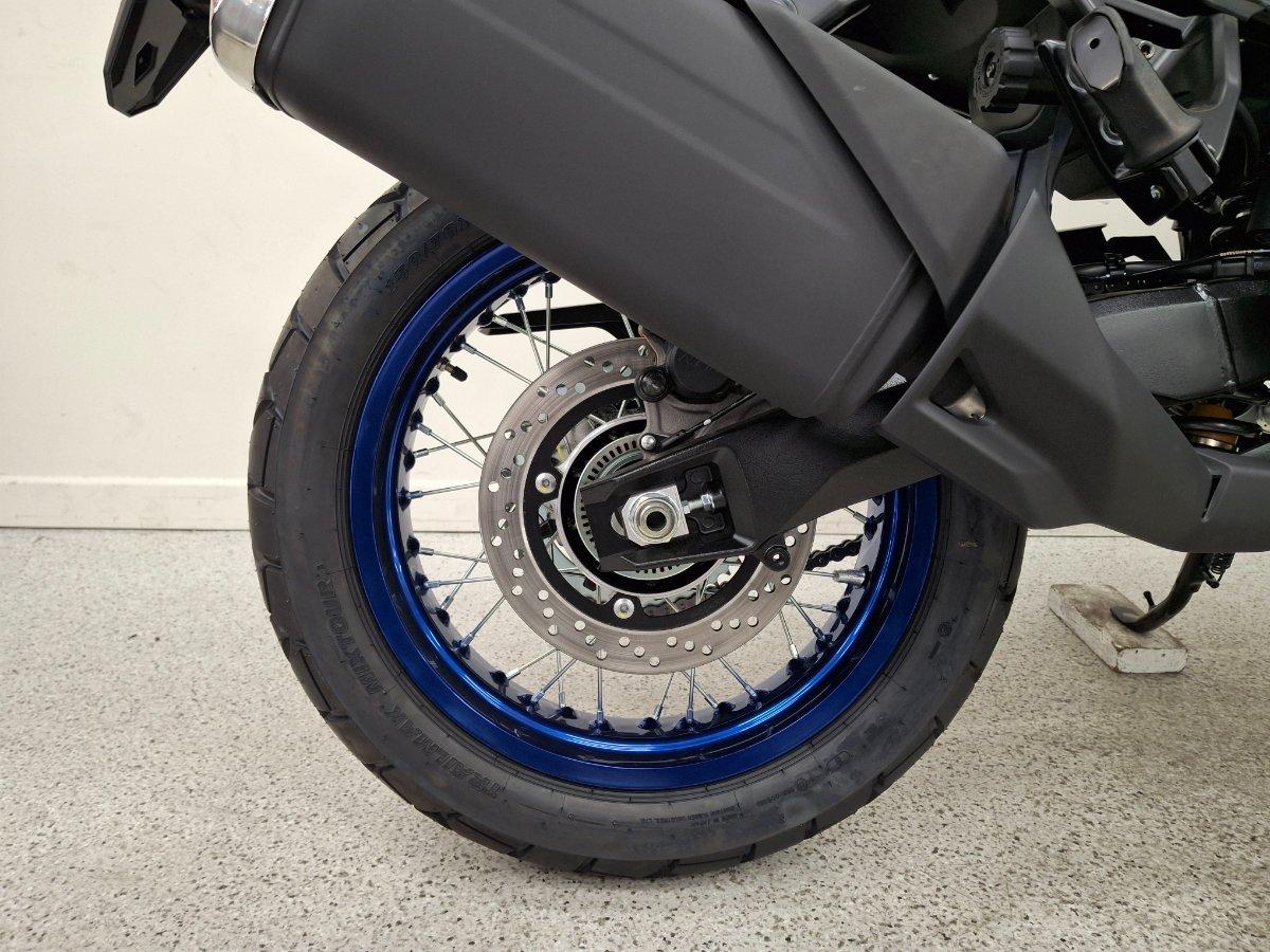 2026 SUZUKI V-STROM 800DE ROAD