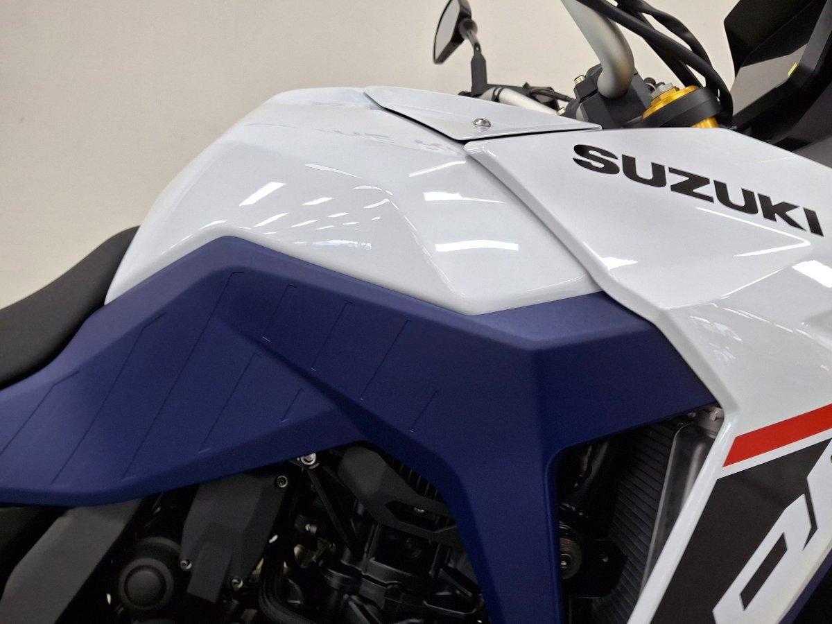 2026 SUZUKI V-STROM 800DE ROAD