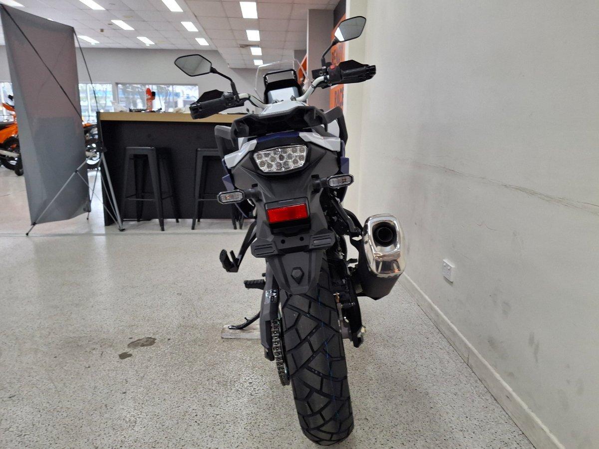 2026 SUZUKI V-STROM 800DE ROAD