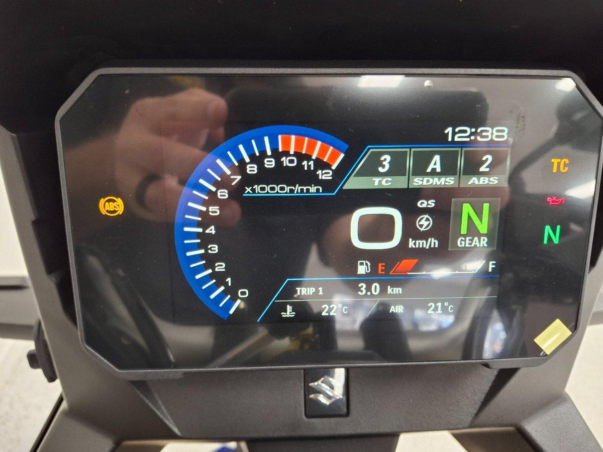 2026 SUZUKI V-STROM 800DE ROAD
