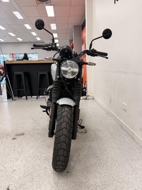 2026 ROYAL ENFIELD GUERILLA 450 ROAD
