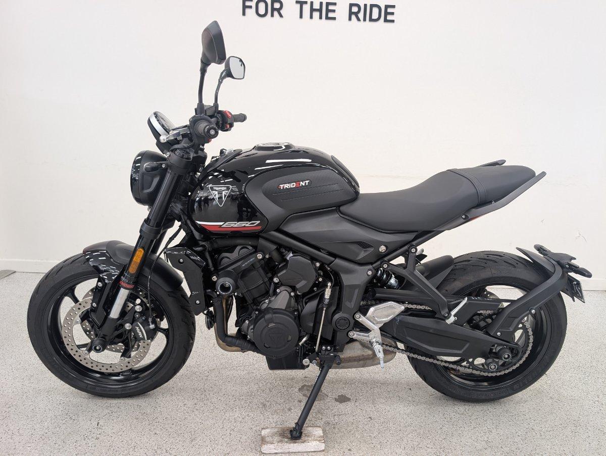 2026 TRIUMPH TRIDENT 660 ROAD