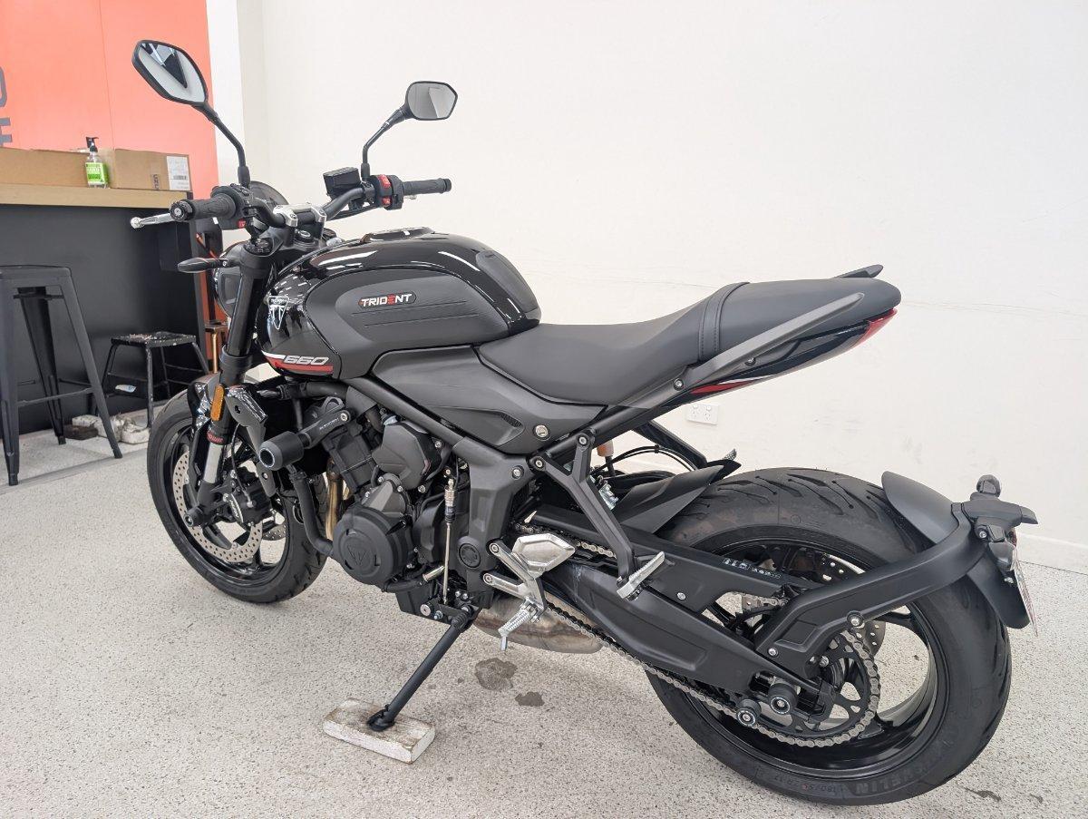 2026 TRIUMPH TRIDENT 660 ROAD