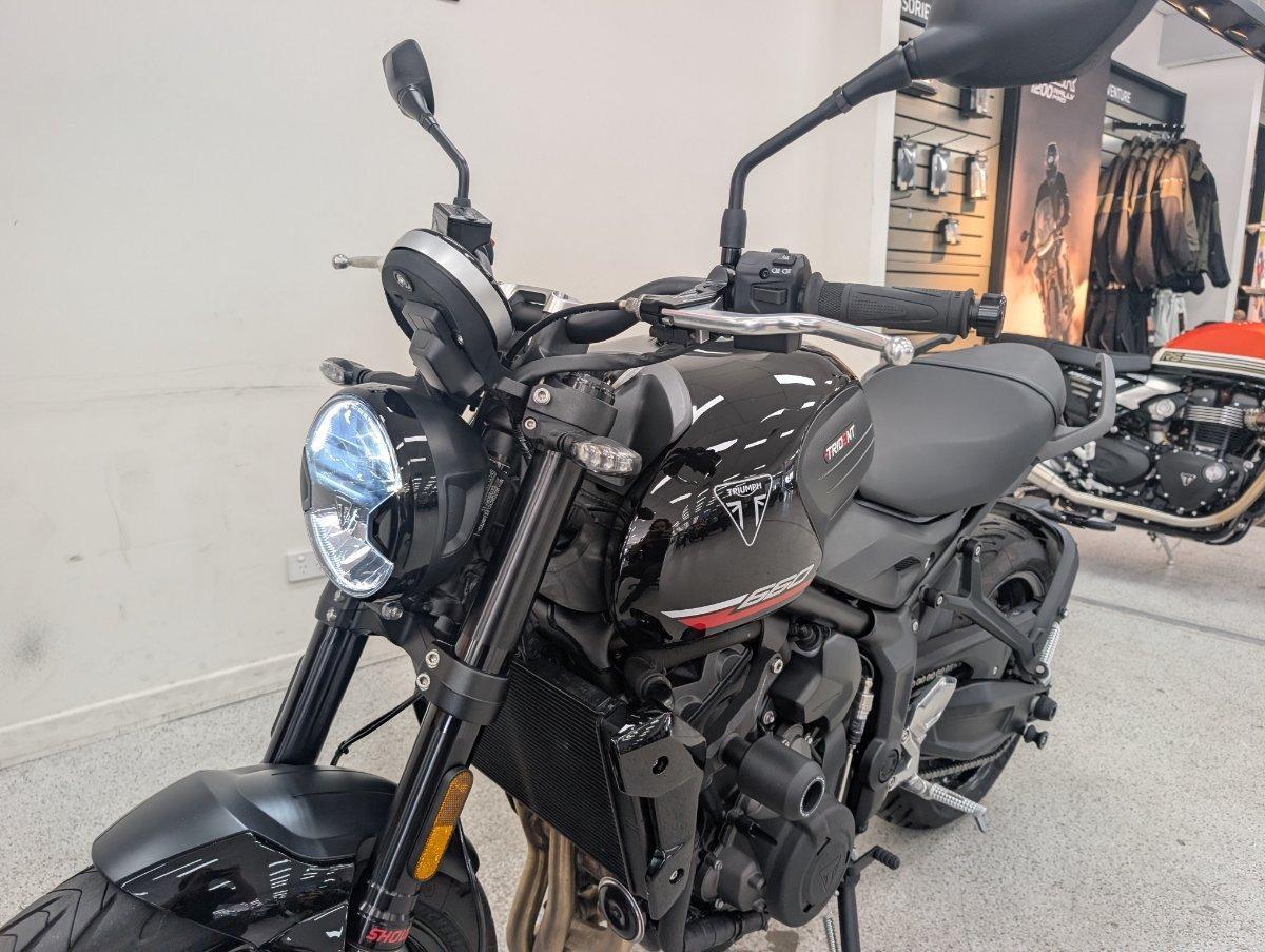 2026 TRIUMPH TRIDENT 660 ROAD
