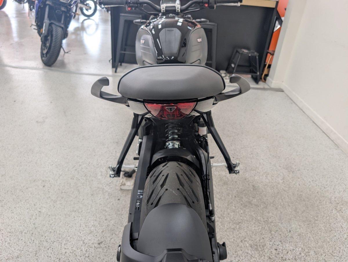 2026 TRIUMPH TRIDENT 660 ROAD