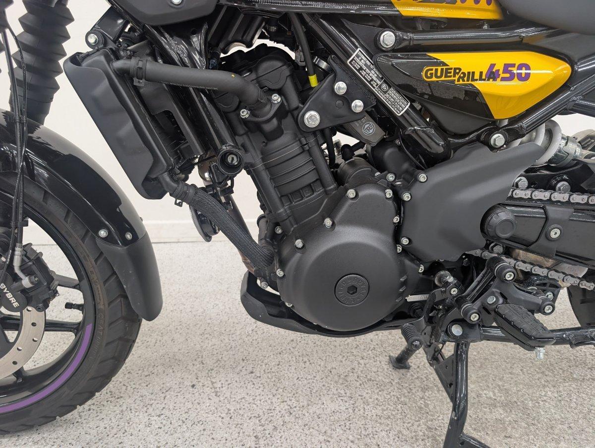 2026 ROYAL ENFIELD GUERILLA 450 ROAD