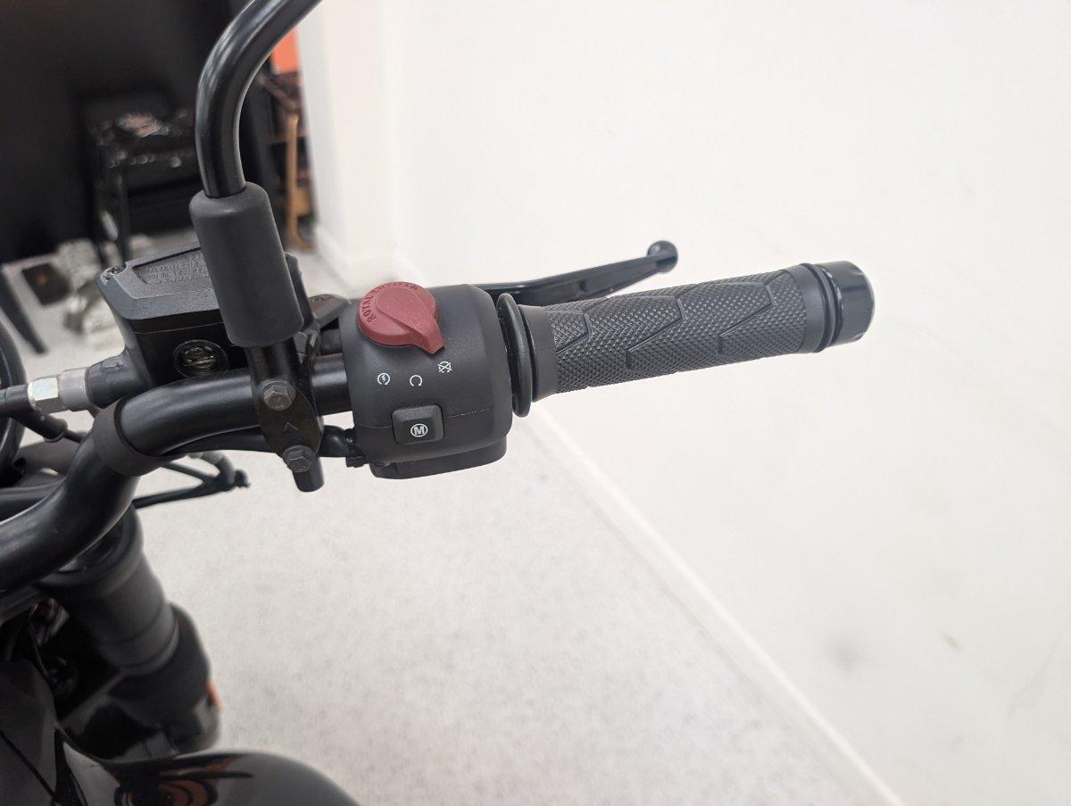 2026 ROYAL ENFIELD GUERILLA 450 ROAD