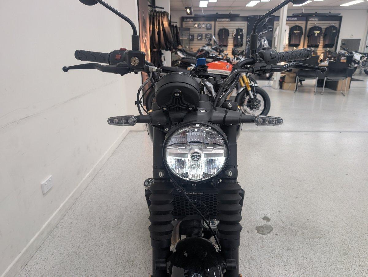 2026 ROYAL ENFIELD GUERILLA 450 ROAD