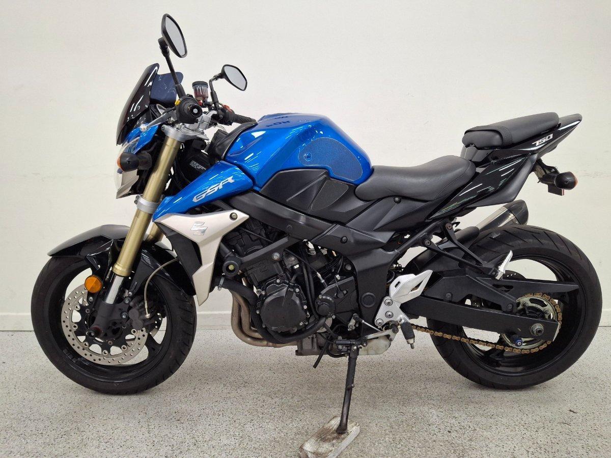 2012 SUZUKI GSR750 ROAD