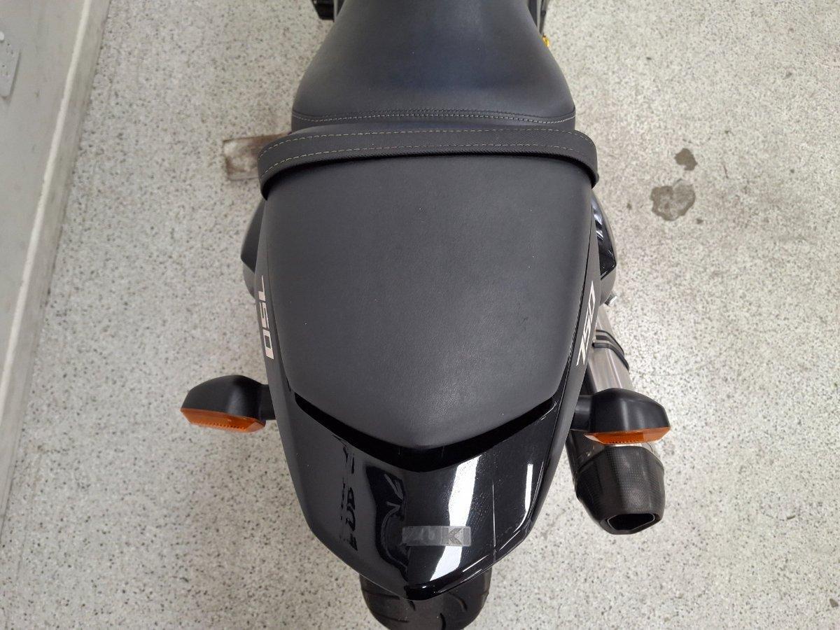2012 SUZUKI GSR750 ROAD