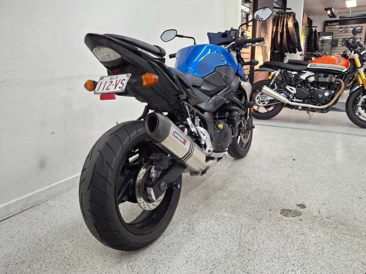 2012 SUZUKI GSR750 ROAD