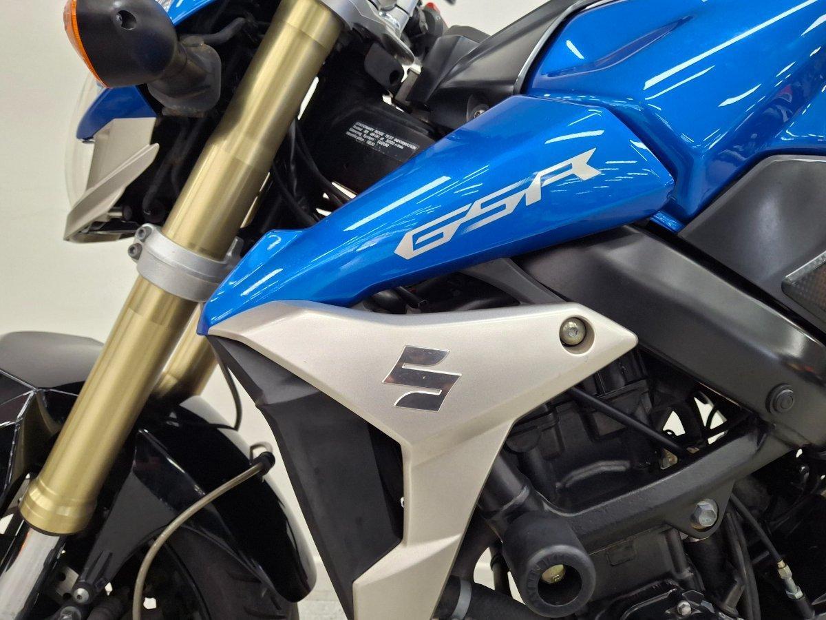 2012 SUZUKI GSR750 ROAD