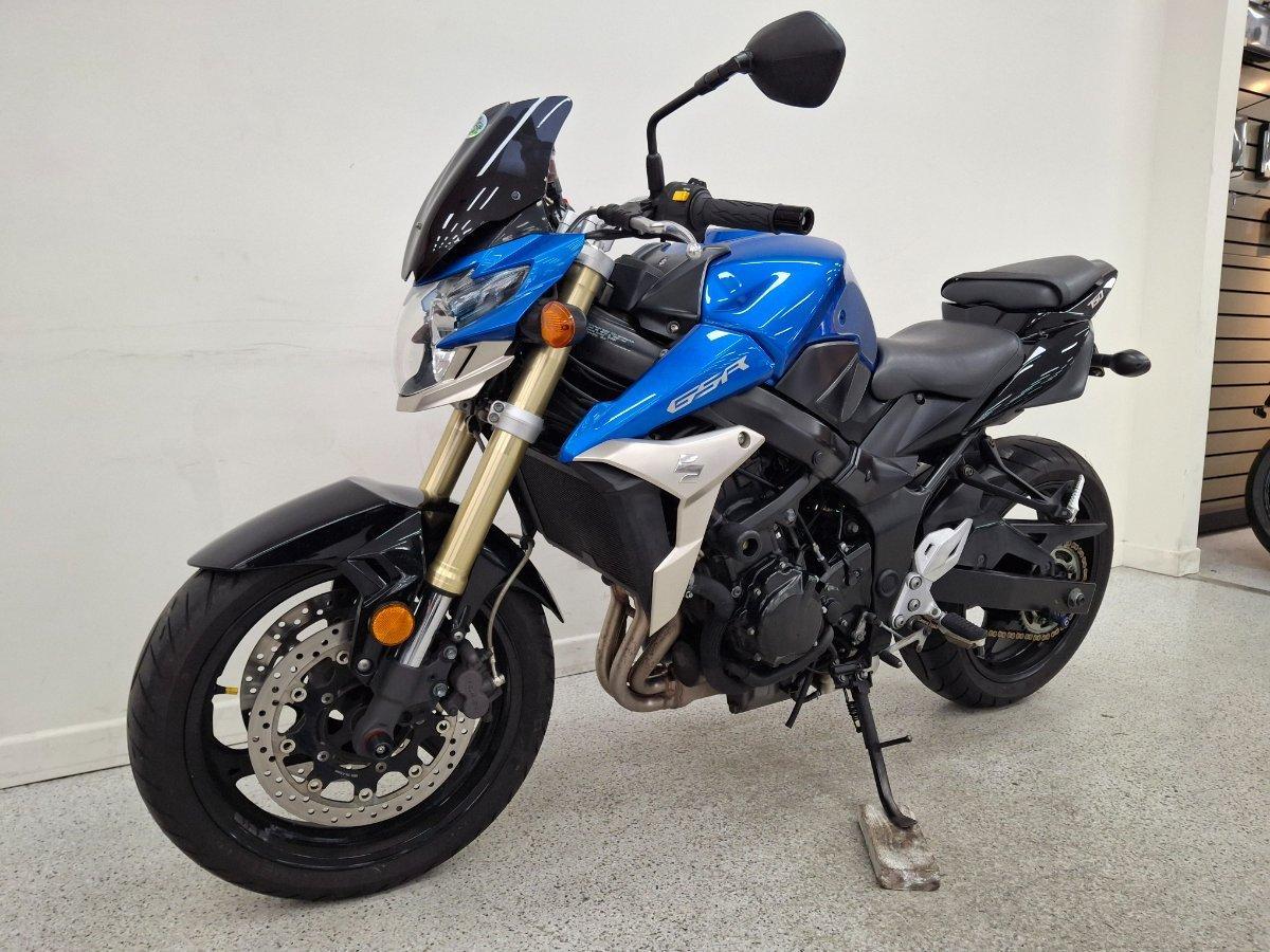 2012 SUZUKI GSR750 ROAD