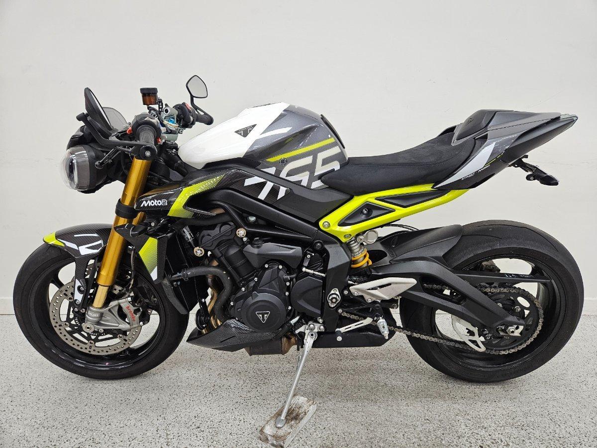 2026 TRIUMPH STREET TRIPLE MOTO 2 SPORTS