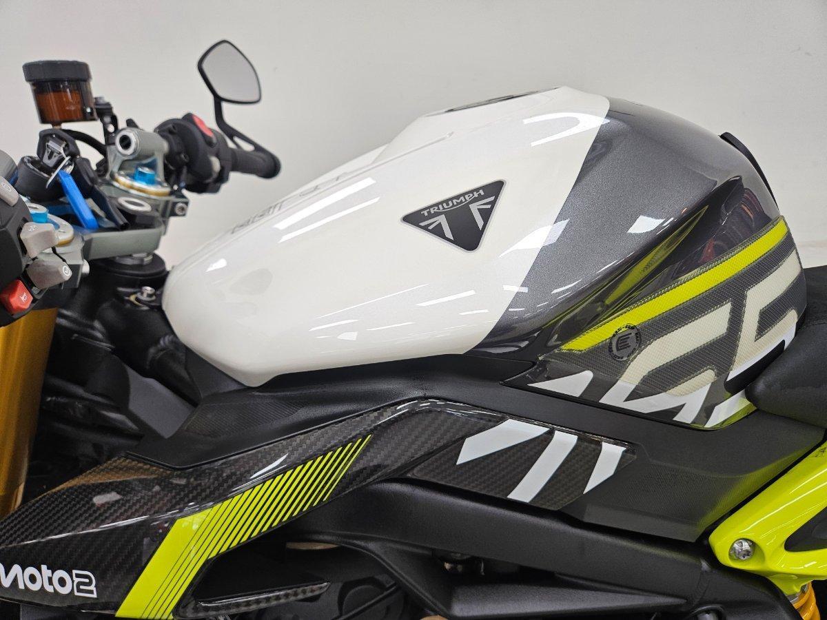2026 TRIUMPH STREET TRIPLE MOTO 2 SPORTS