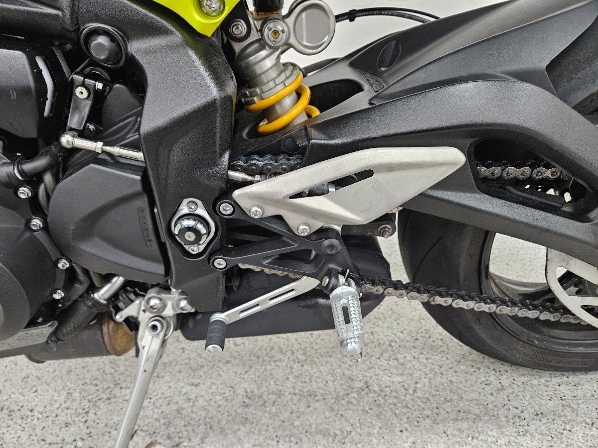2026 TRIUMPH STREET TRIPLE MOTO 2 SPORTS