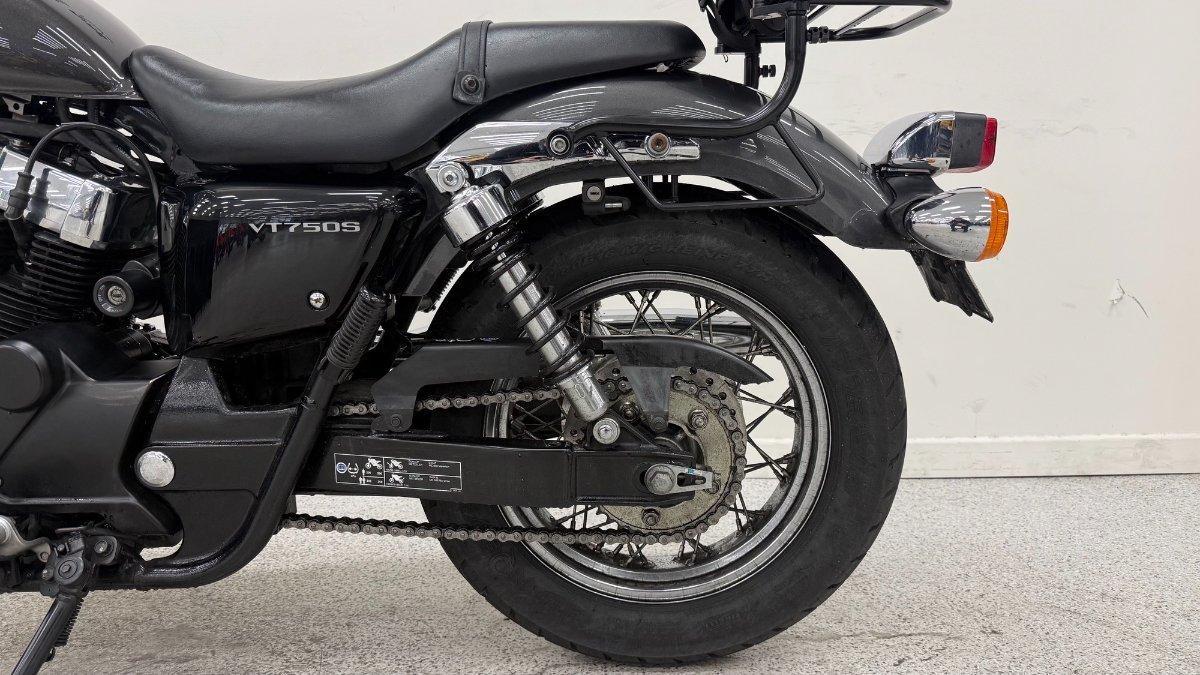 2010 HONDA VT750S CRUISER