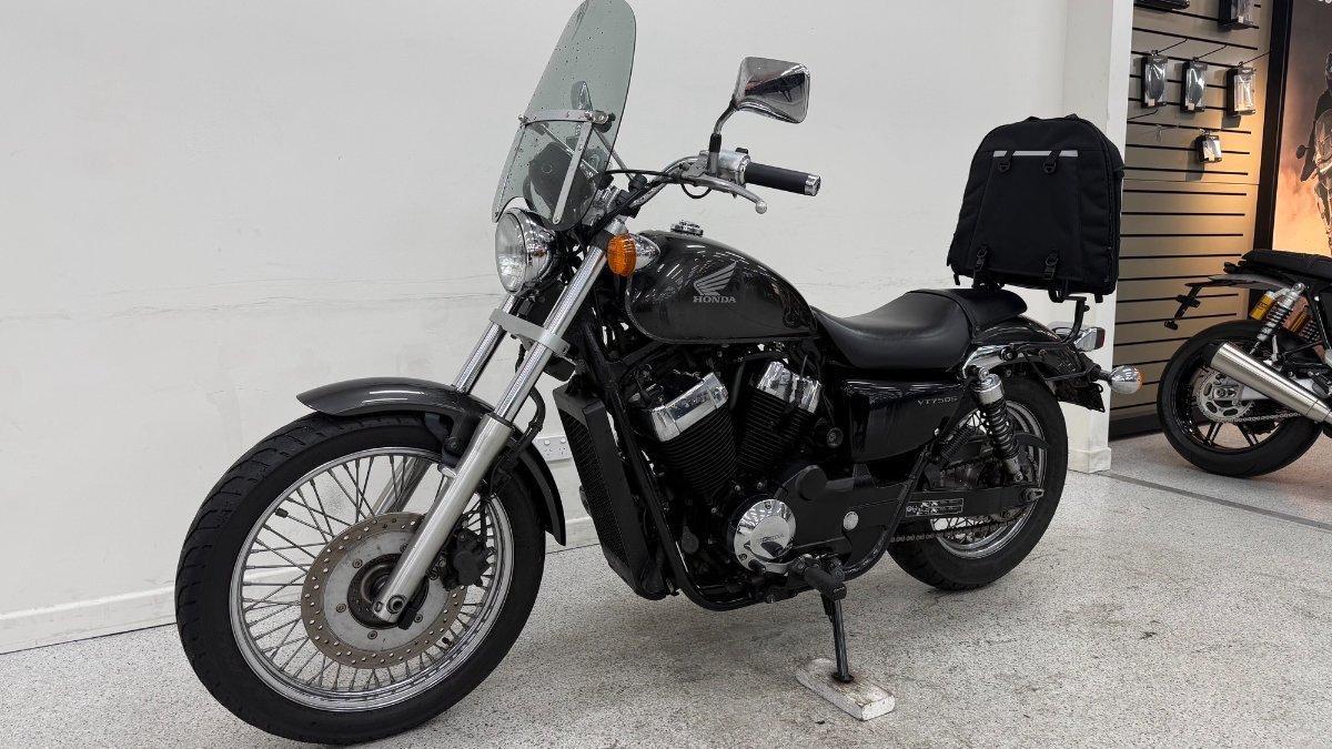 2010 HONDA VT750S CRUISER