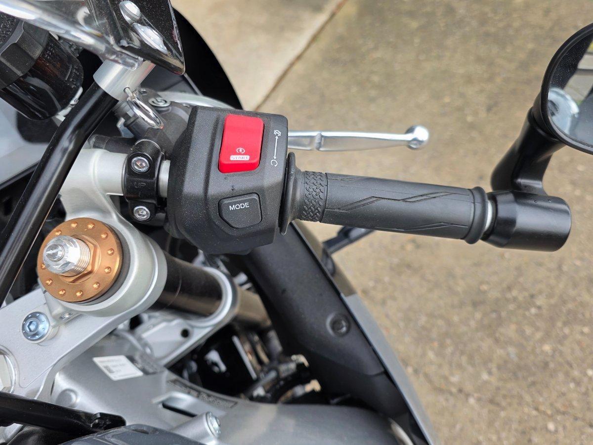 2024 YAMAHA XSR900GP (MTM890ASP) DUAL SPORTS