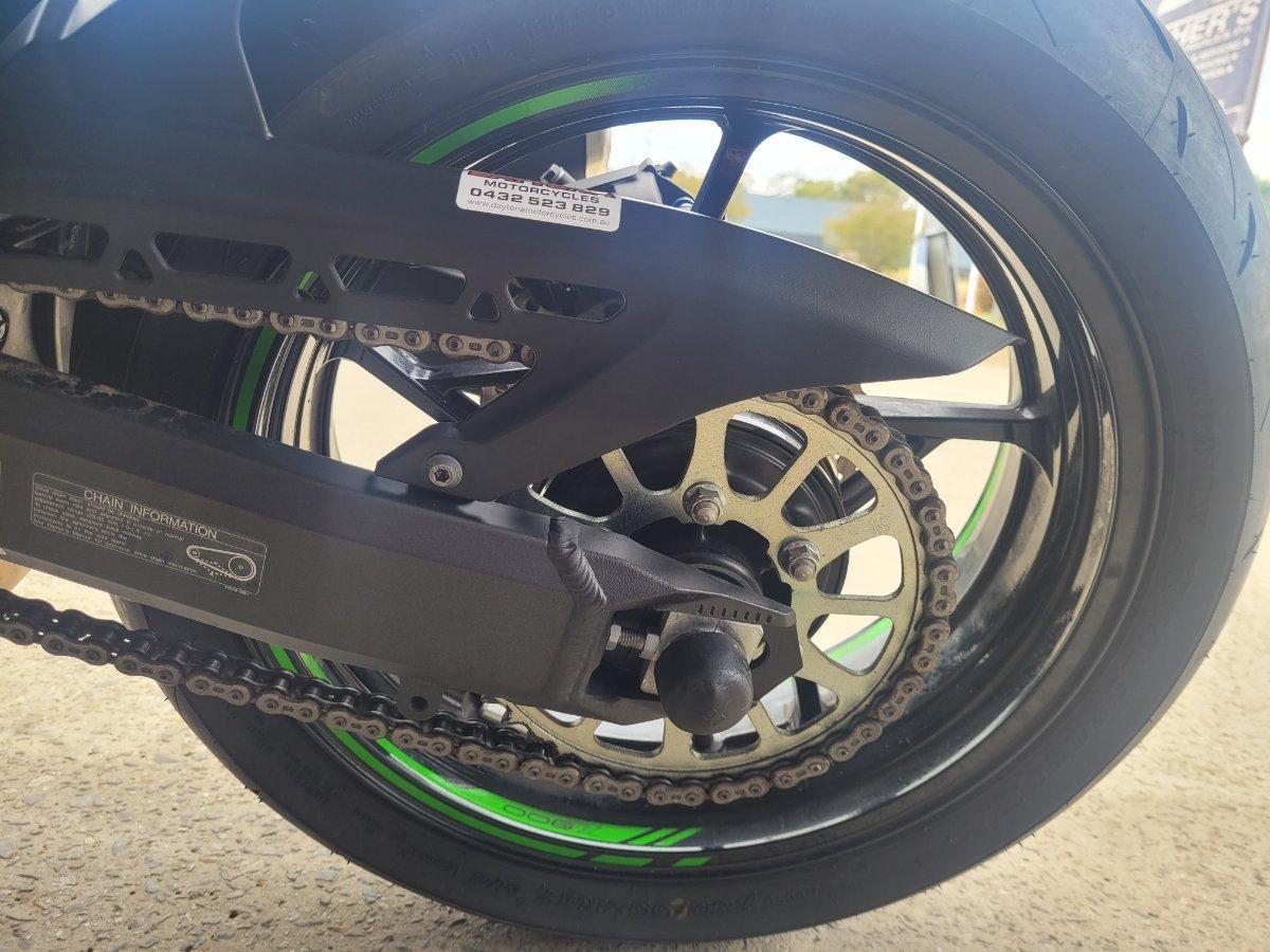 2021 KAWASAKI Z900 (ZR900F) SPORTS