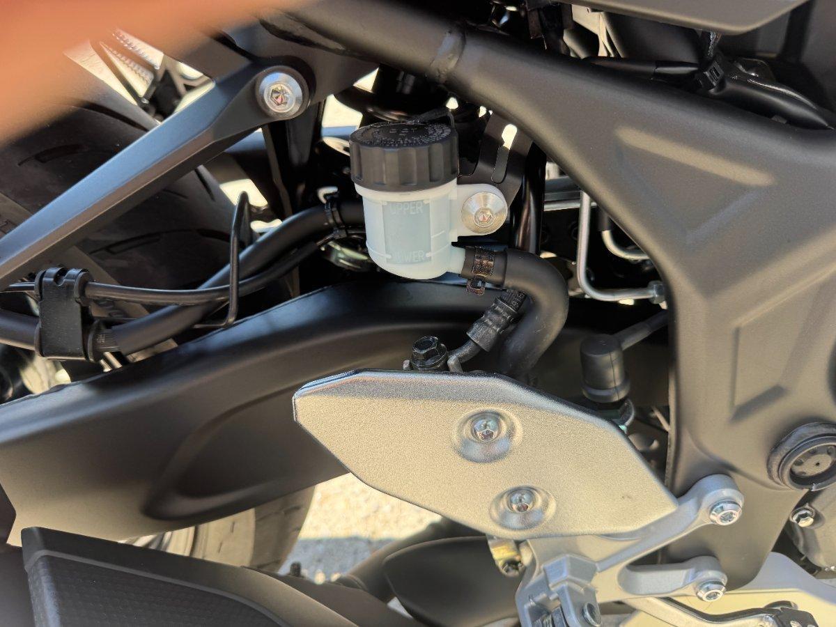 2025 YAMAHA YZF-R3 (YZF-R3A) SPORTS