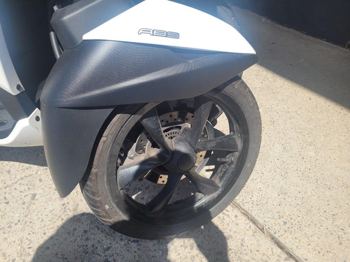 2021 YAMAHA TRICITY 155 SCOOTER