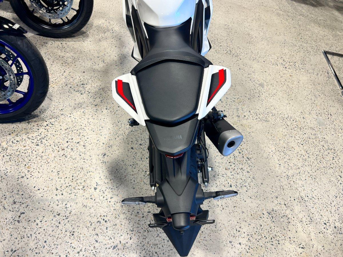 2026 YAMAHA YZF-R3 70TH ANNIVERSARY SPORTS