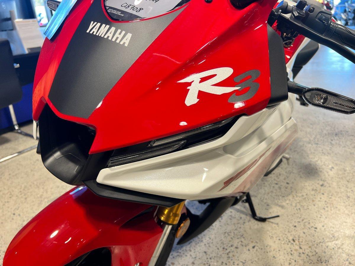 2026 YAMAHA YZF-R3 70TH ANNIVERSARY SPORTS