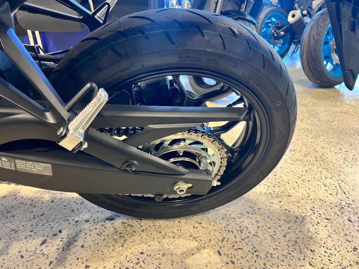 2026 YAMAHA YZF-R3 70TH ANNIVERSARY SPORTS