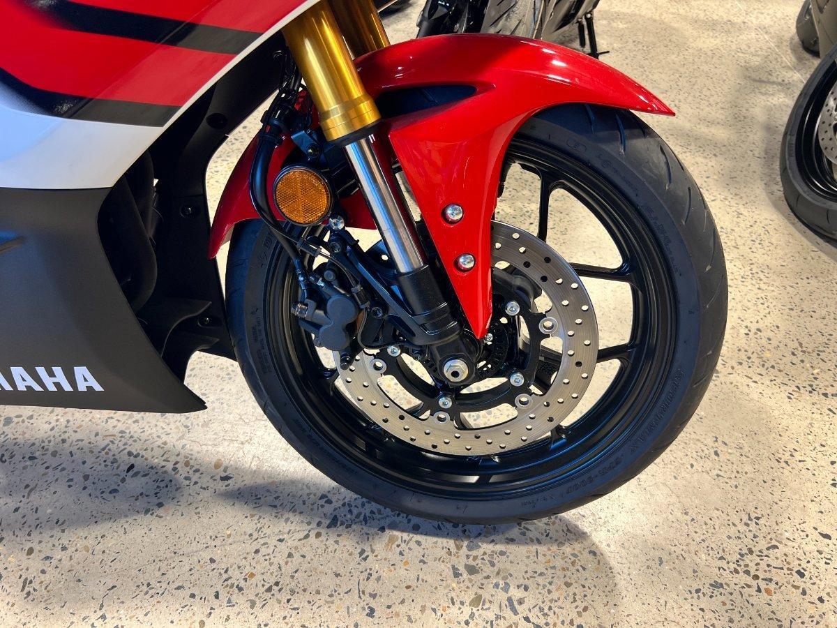 2026 YAMAHA YZF-R3 70TH ANNIVERSARY SPORTS