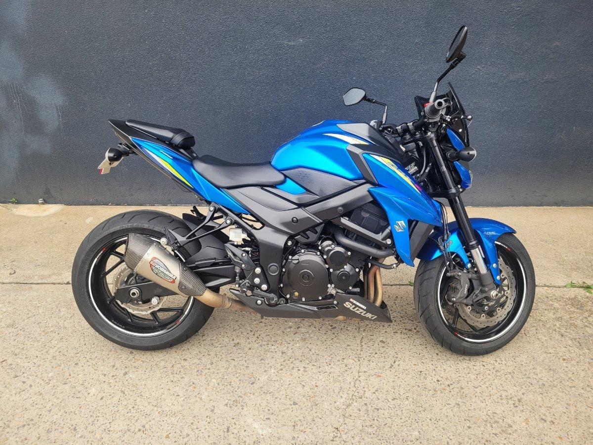 2019 SUZUKI GSX-S750 ROAD