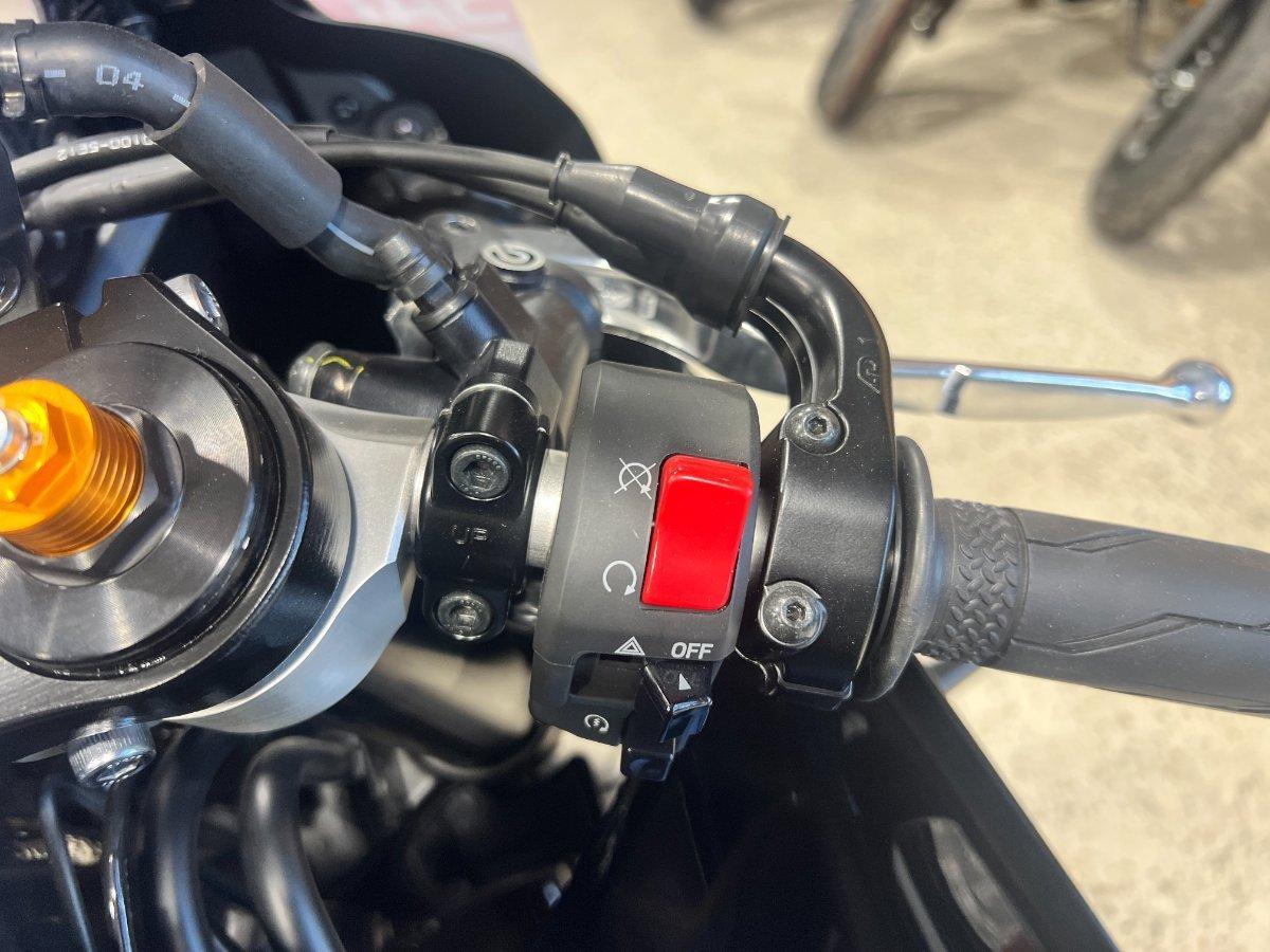 2025 YAMAHA YZF-R7HO SPORTS