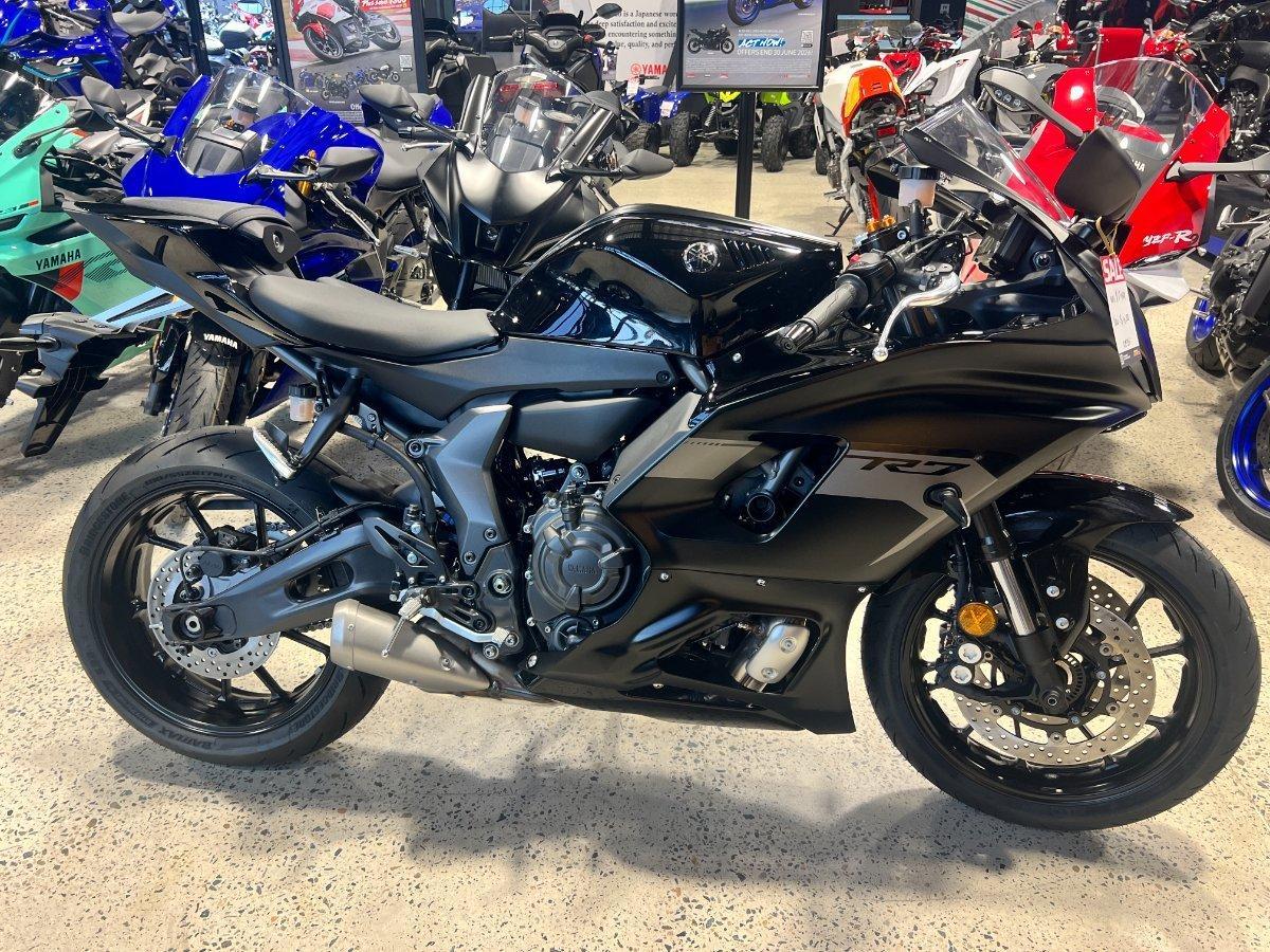 2025 YAMAHA YZF-R7HO SPORTS