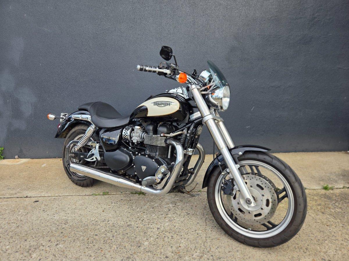 2009 TRIUMPH AMERICA CRUISER