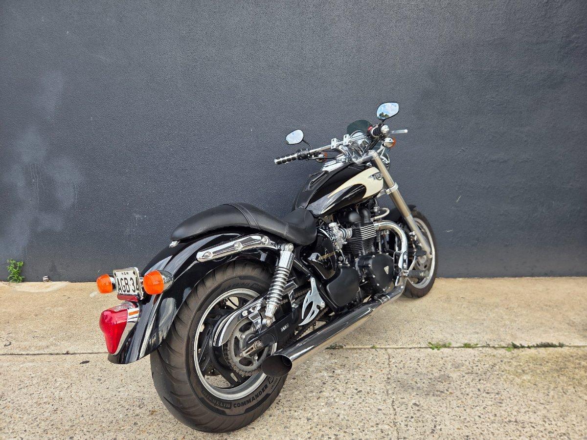 2009 TRIUMPH AMERICA CRUISER