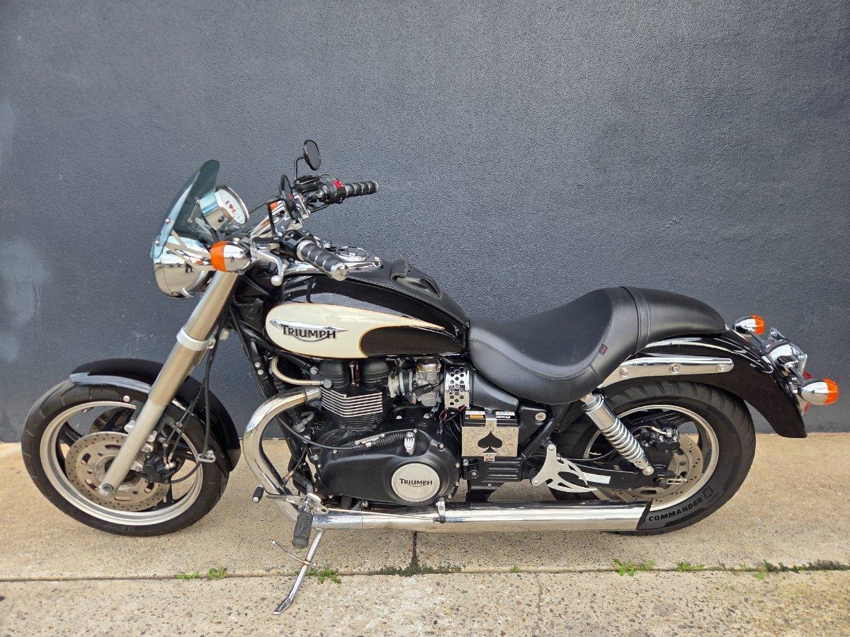 2009 TRIUMPH AMERICA CRUISER