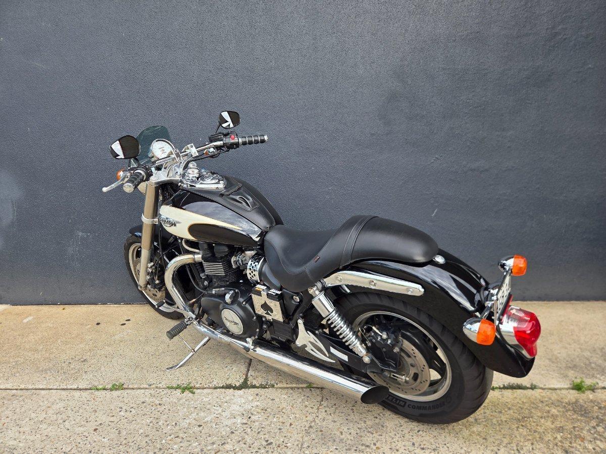 2009 TRIUMPH AMERICA CRUISER