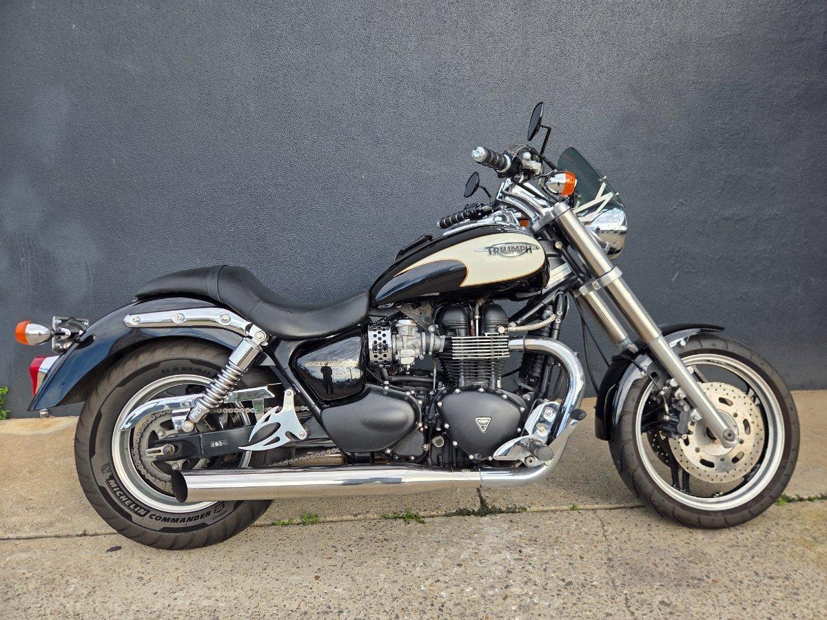 2009 TRIUMPH AMERICA CRUISER