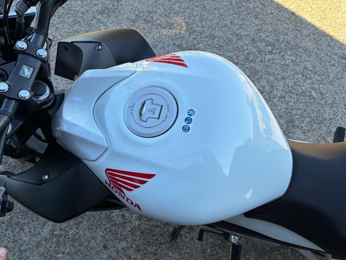 2015 HONDA CB300F (ABS) ROAD
