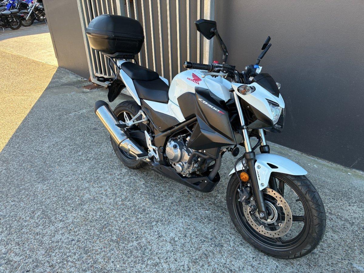 2015 HONDA CB300F (ABS) ROAD