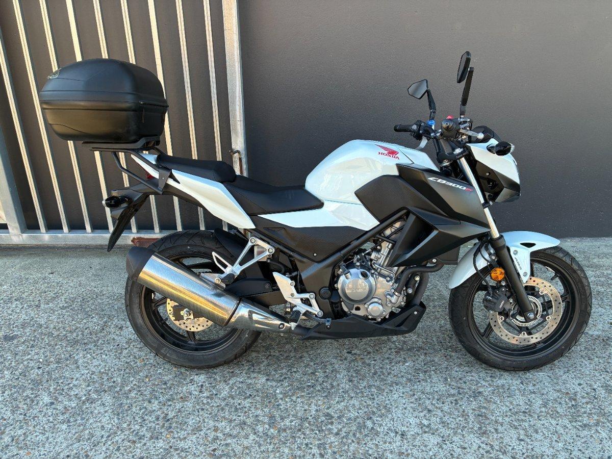 2015 HONDA CB300F (ABS) ROAD