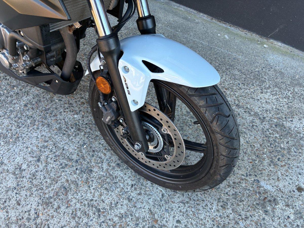 2015 HONDA CB300F (ABS) ROAD