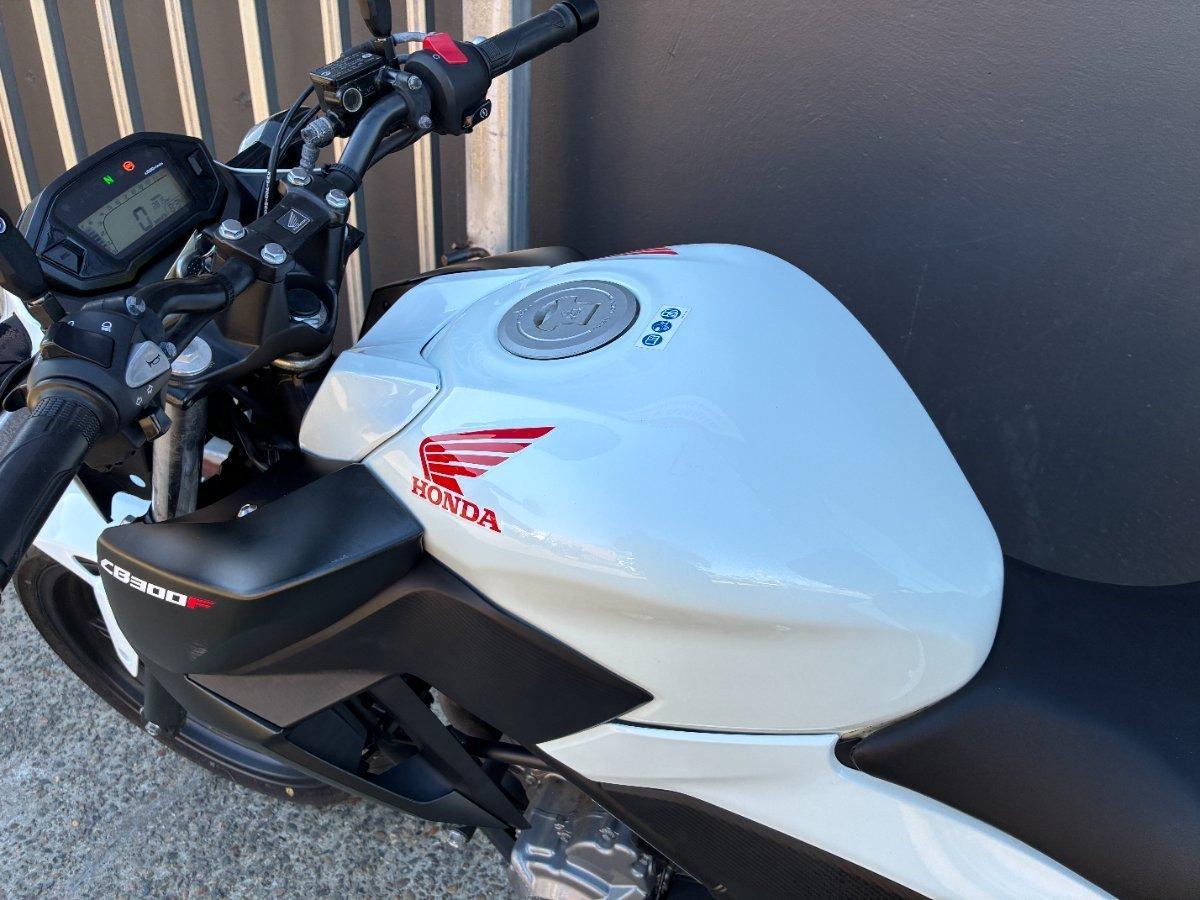2015 HONDA CB300F (ABS) ROAD