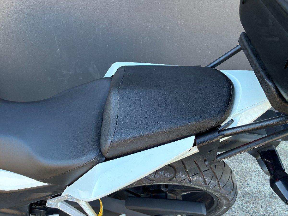 2015 HONDA CB300F (ABS) ROAD