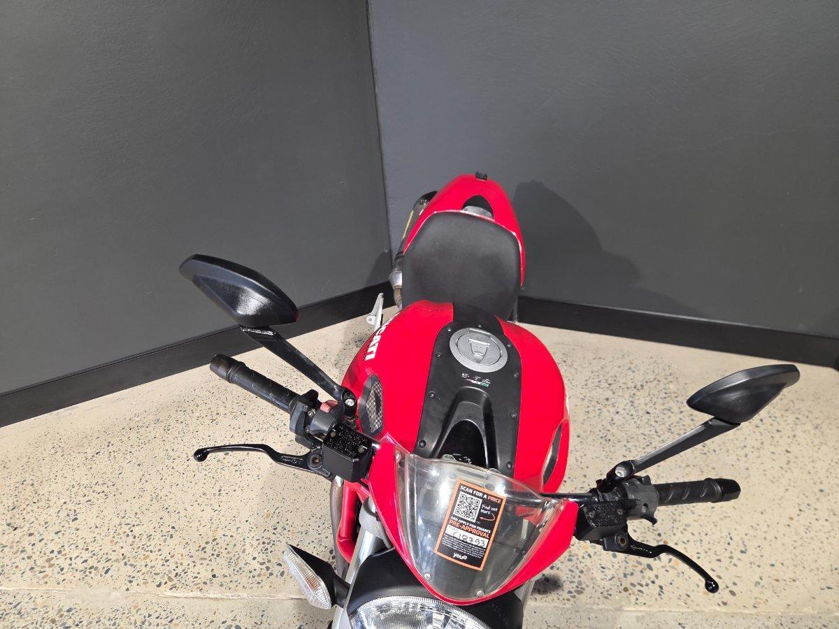 2009 DUCATI MONSTER 696+ ROAD