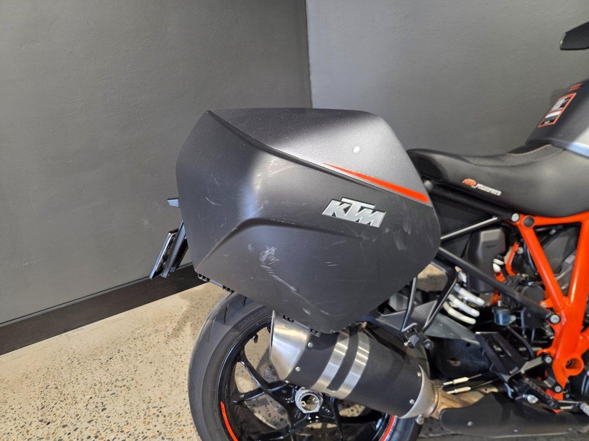 2016 KTM 1290 SUPER DUKE R SPORTS