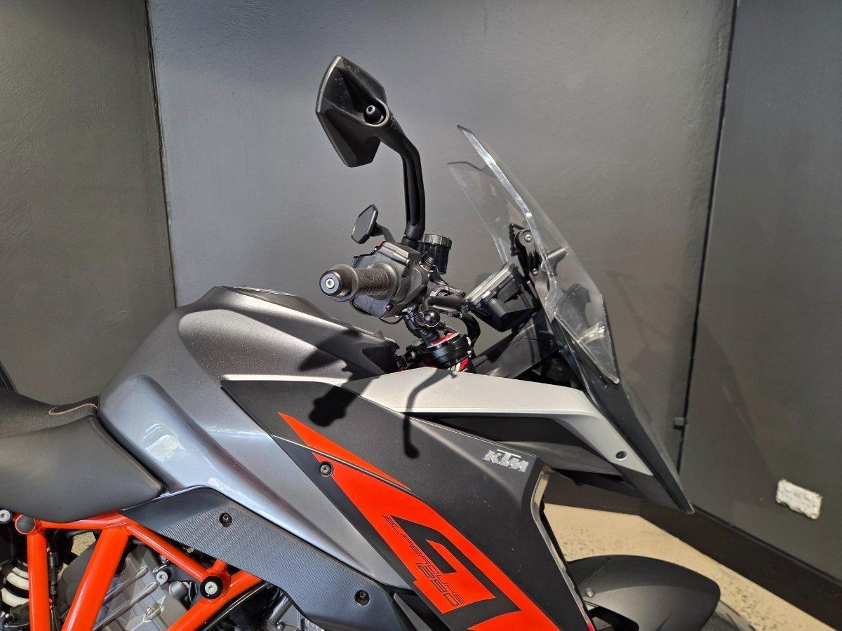 2016 KTM 1290 SUPER DUKE R SPORTS