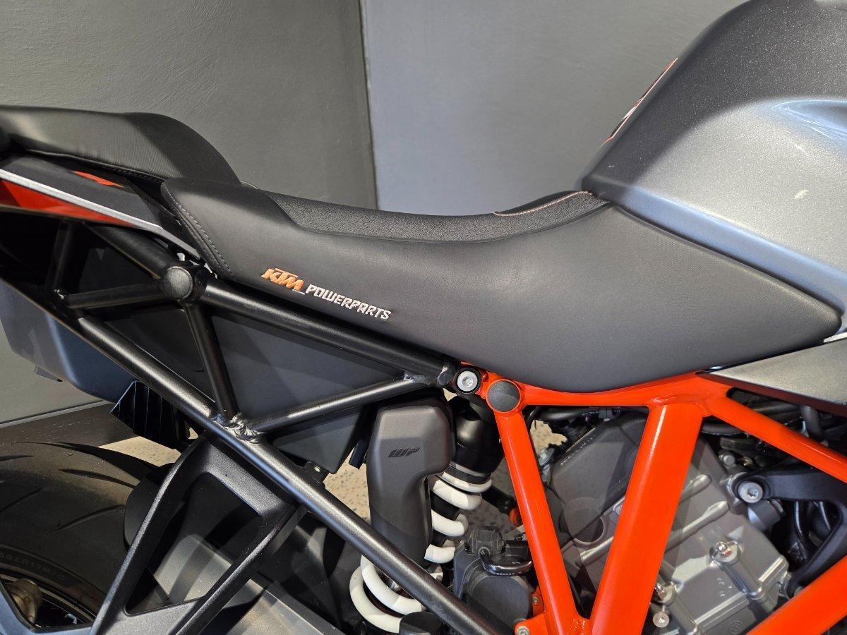 2016 KTM 1290 SUPER DUKE R SPORTS