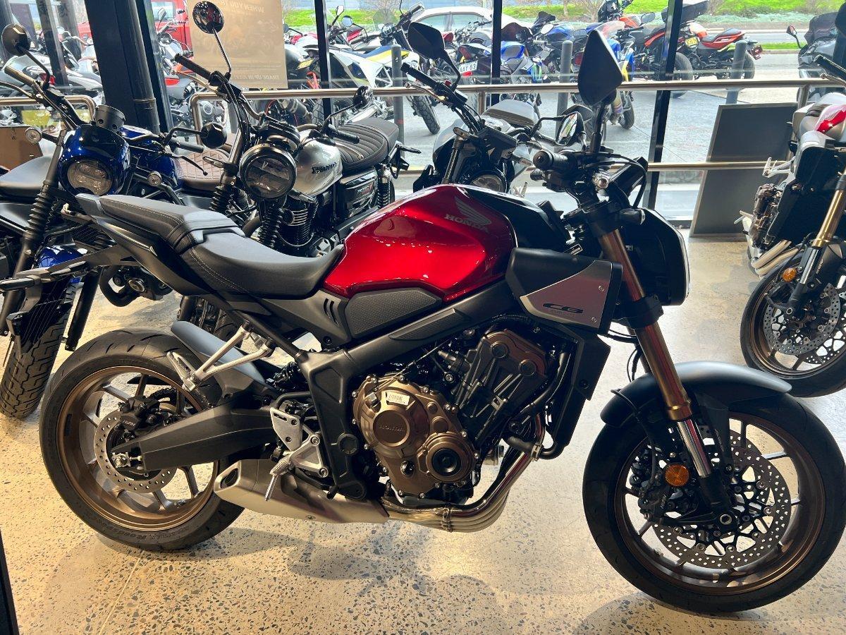 2025 HONDA CB650R SPORTS